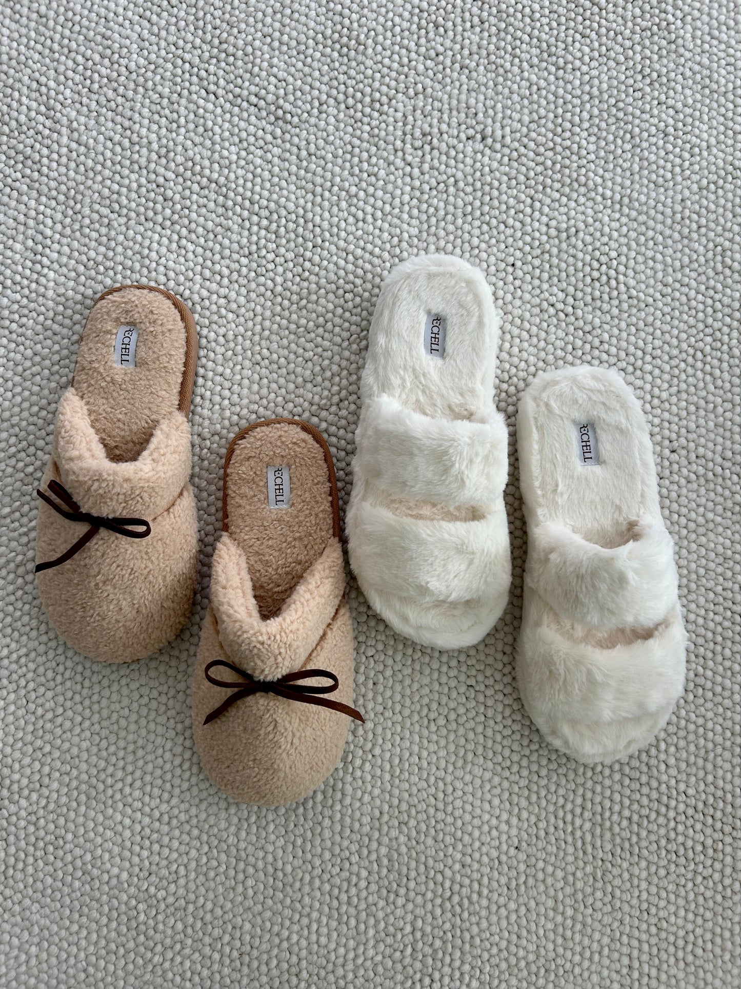 THE COZY SLIPPERS - WHITE