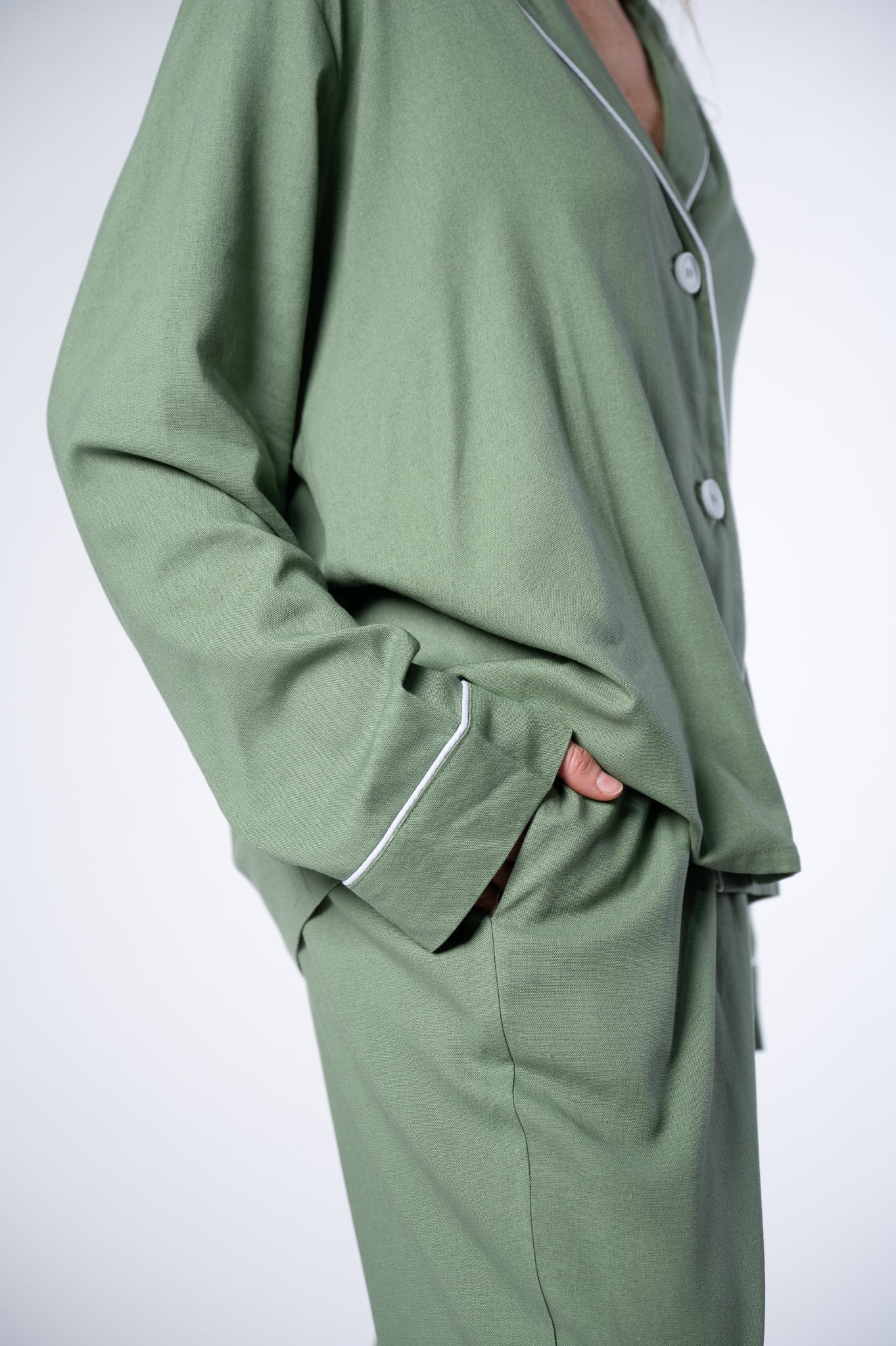 R1 - Linen